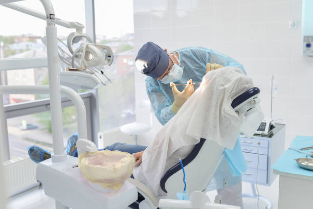 Best Walk-In Emergency Dentist in Chisholm, ME